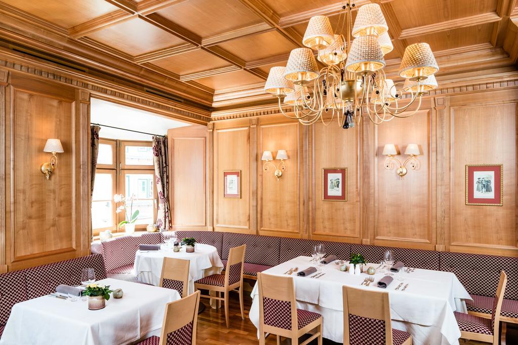 Hotel Restaurant Lilie Випитено Екстериор снимка