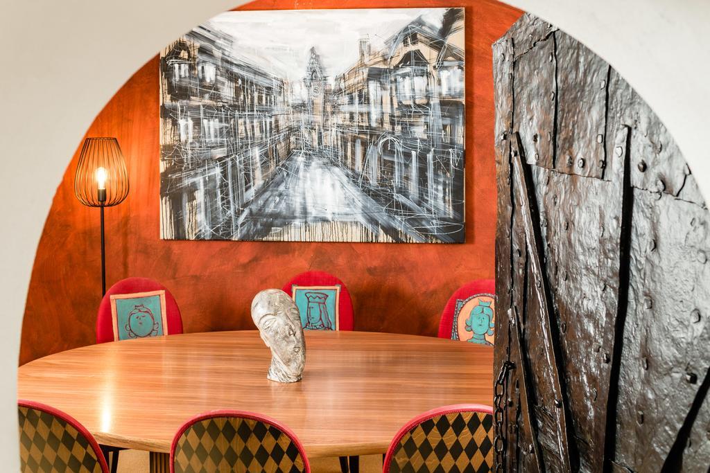 Hotel Restaurant Lilie Випитено Екстериор снимка